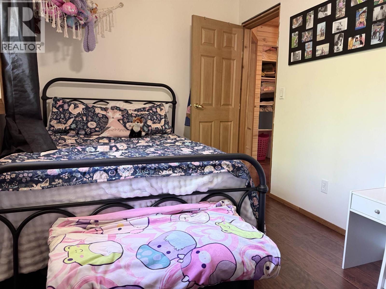 2827 WOODRIDGE ROAD - 34