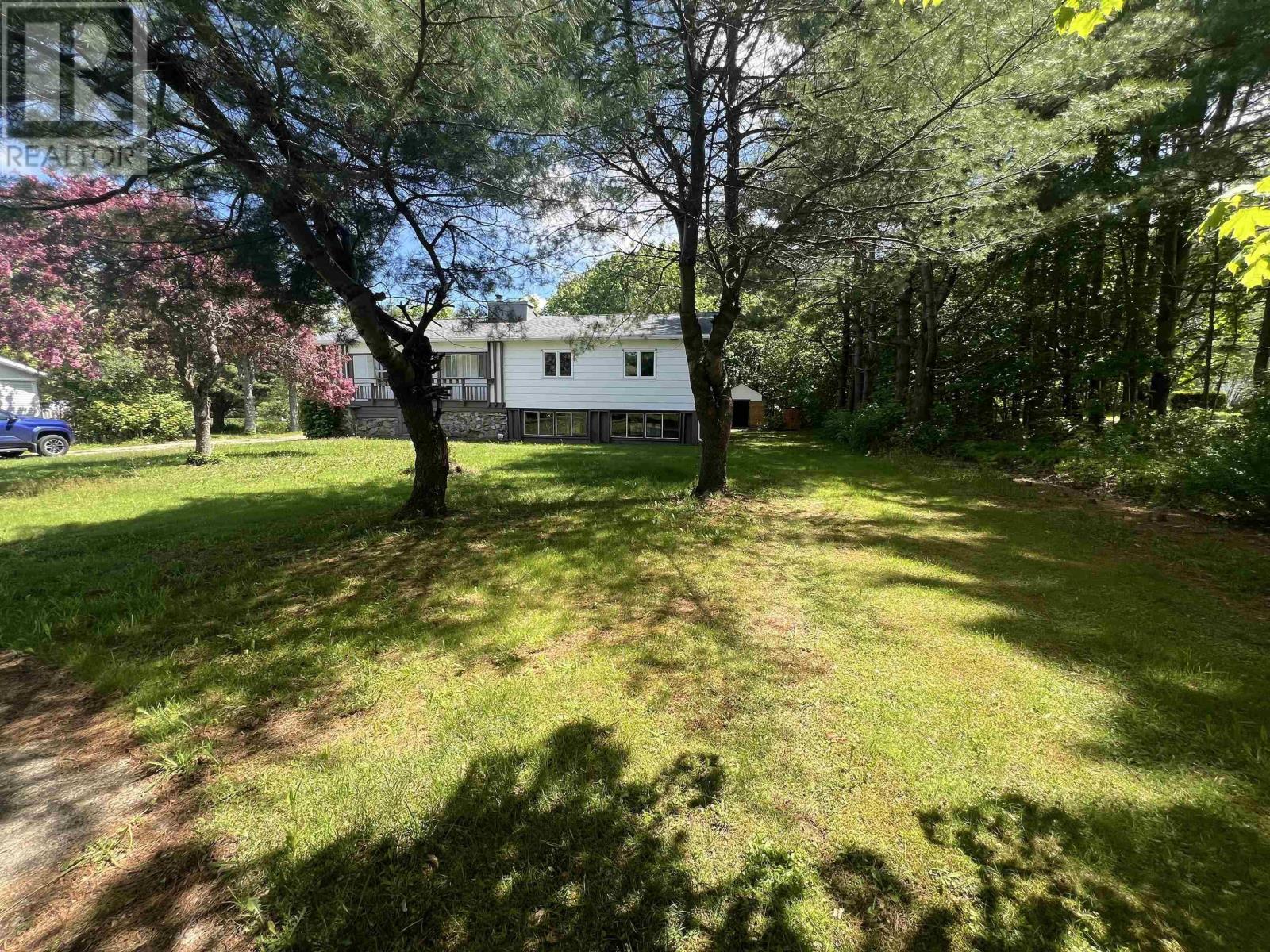 Property 21 of 28 of 160 Brown Street