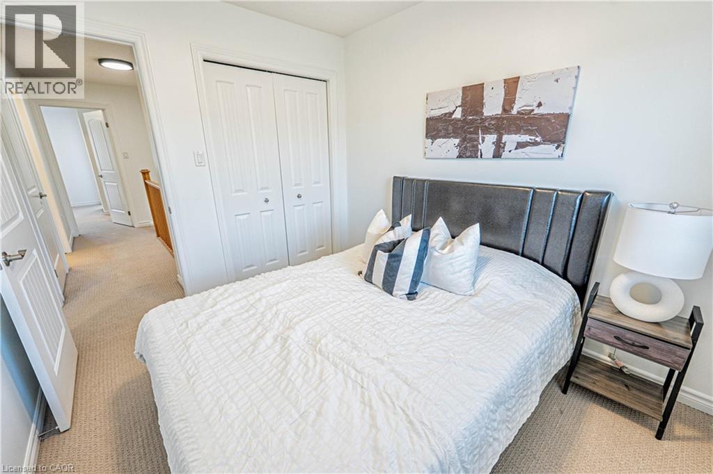 #22 ARLINGTON Crescent Unit# 22 - 33