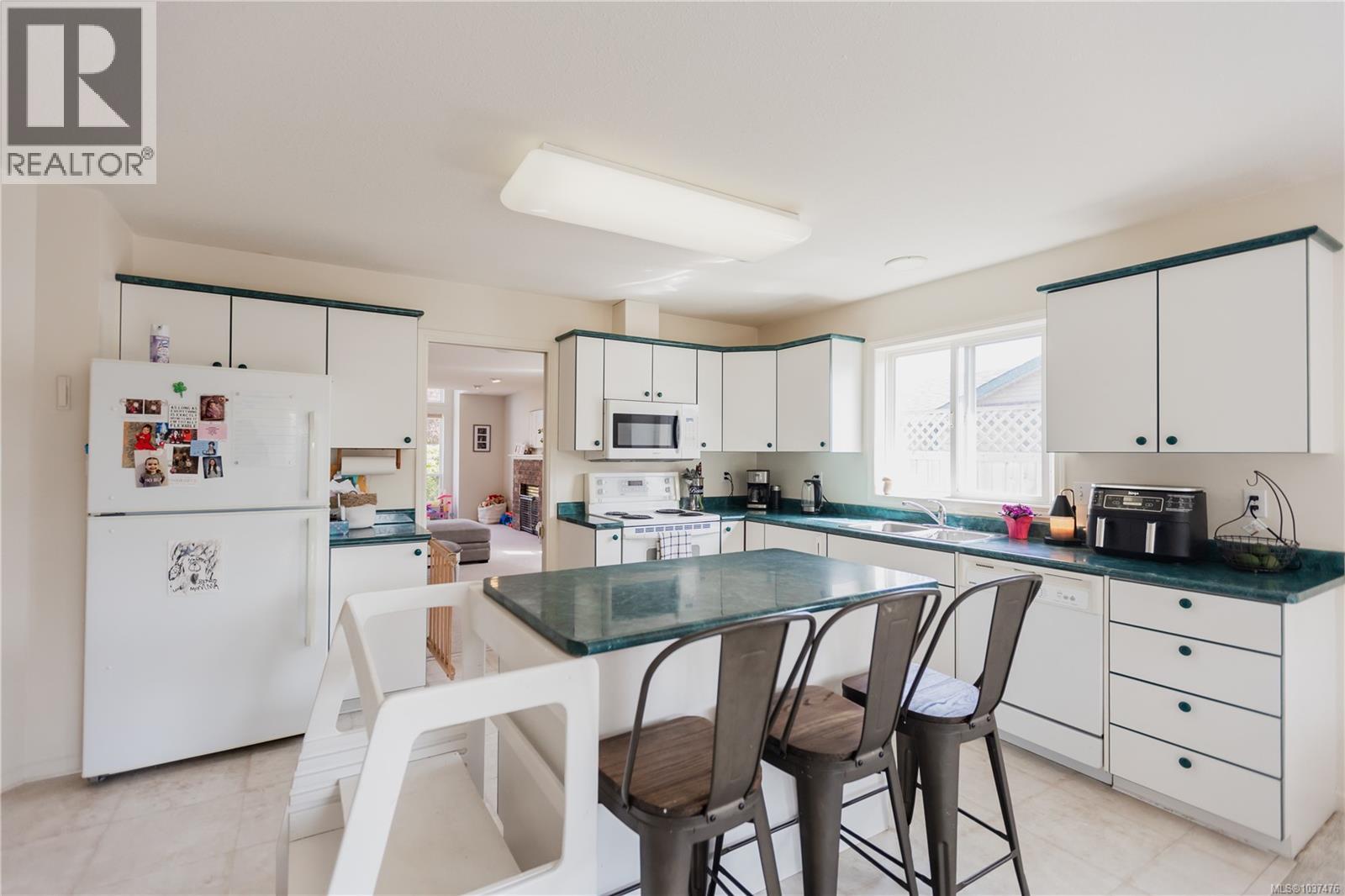 706 Ironwood Ave - 28