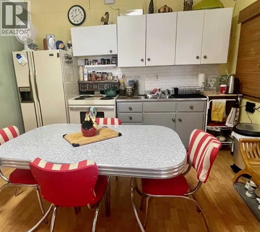 24 Lakeview Drive — photo 8