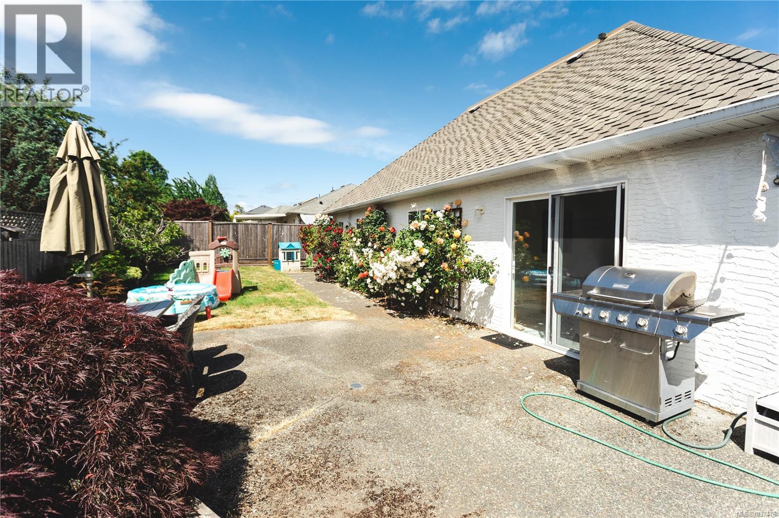 706 Ironwood Ave, Parksville