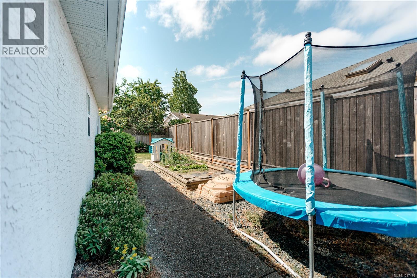 706 Ironwood Ave - 43