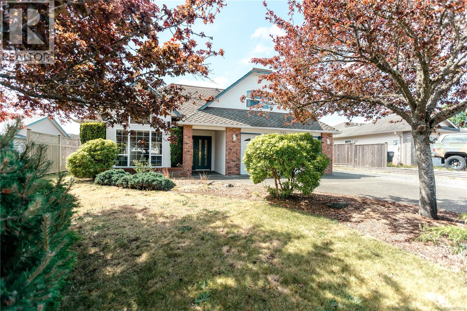 706 Ironwood Ave, Parksville