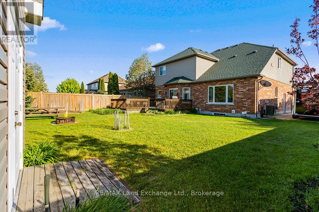 251 SANDY ACRES ROAD - 33