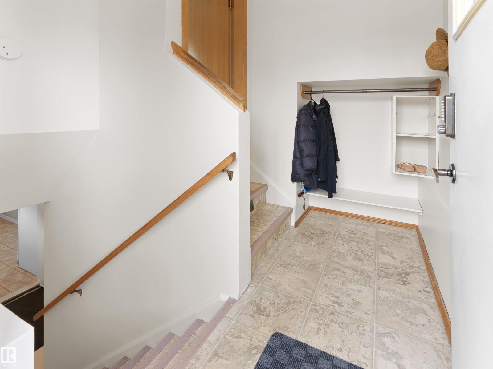 5832 114A ST NW - 16
