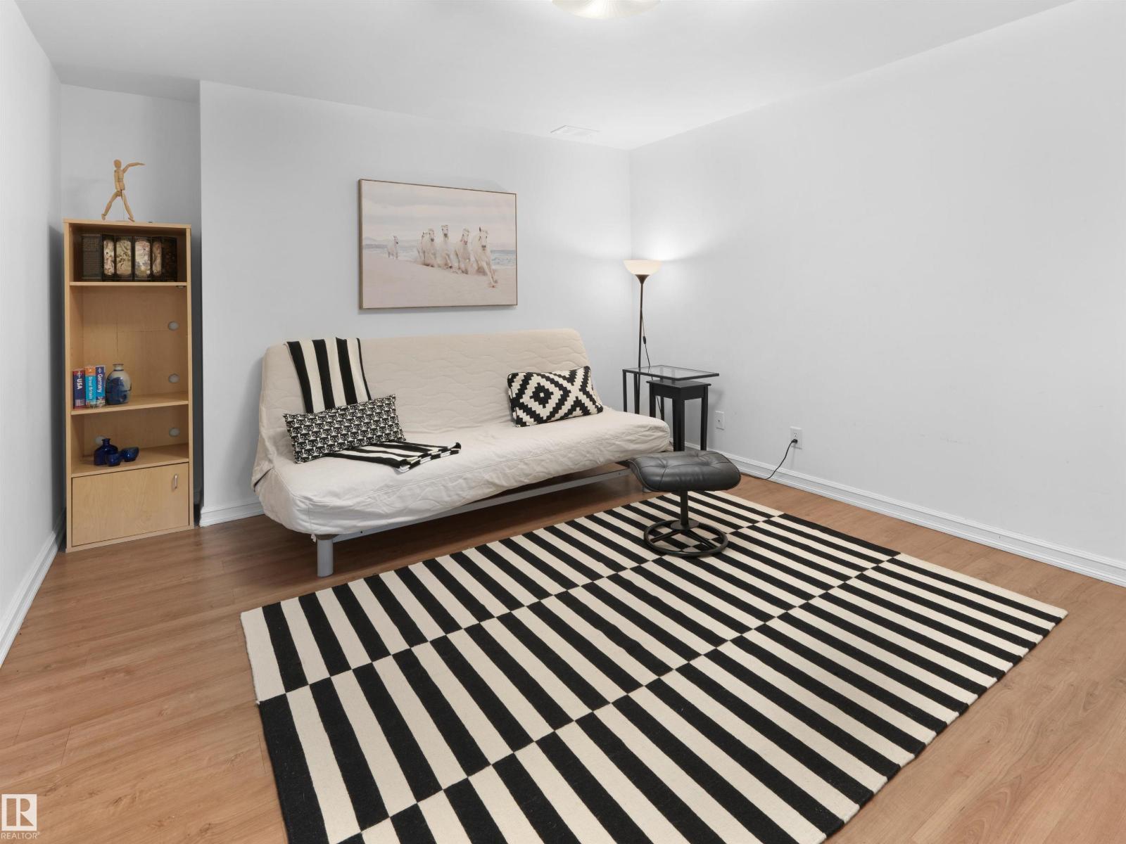 5832 114A ST NW - 19