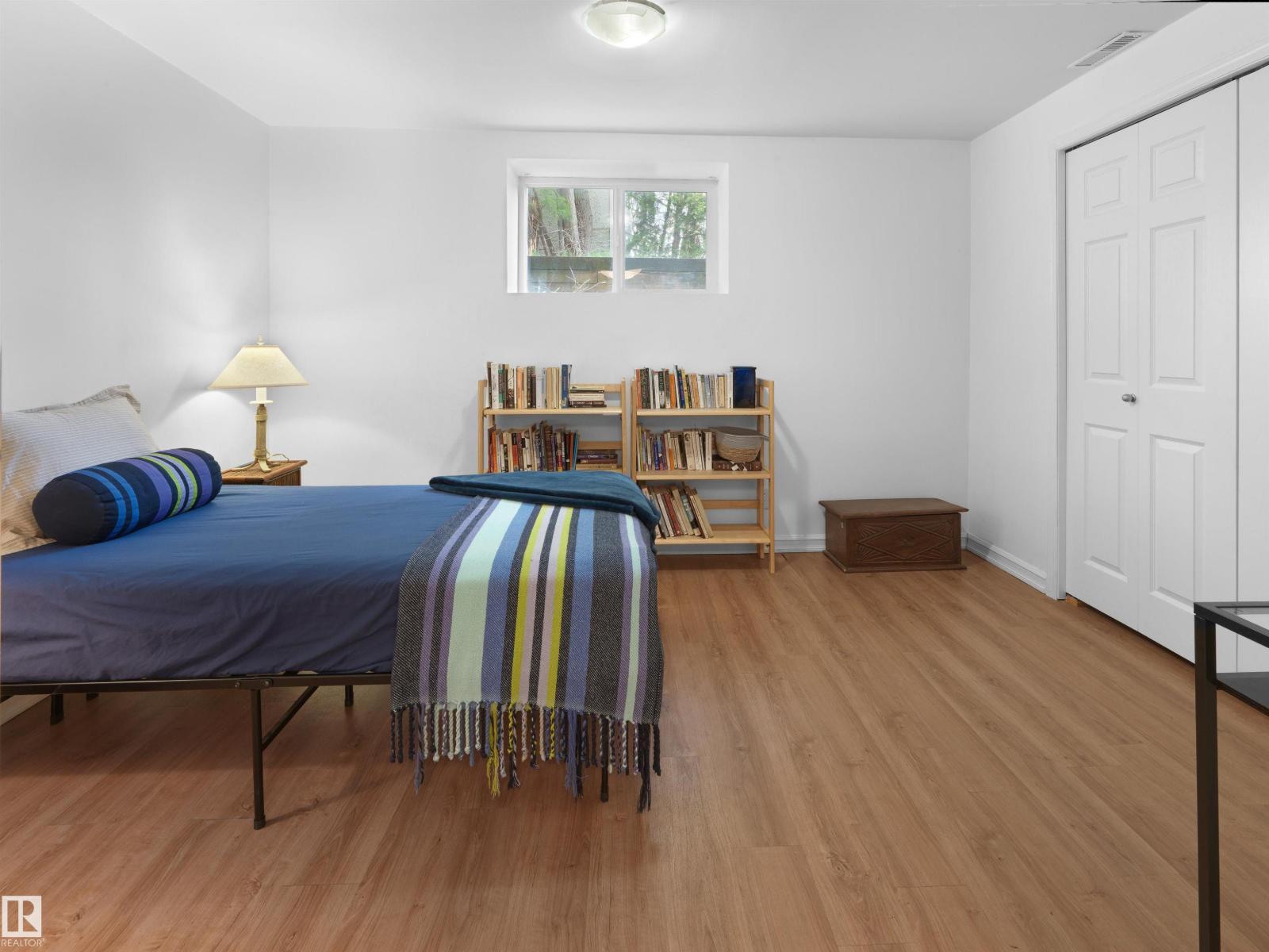 5832 114A ST NW - 21