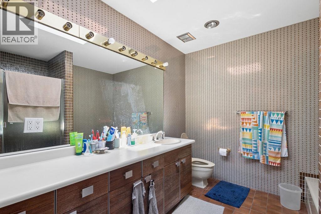 406 GREENSBORO PLACE, Vancouver