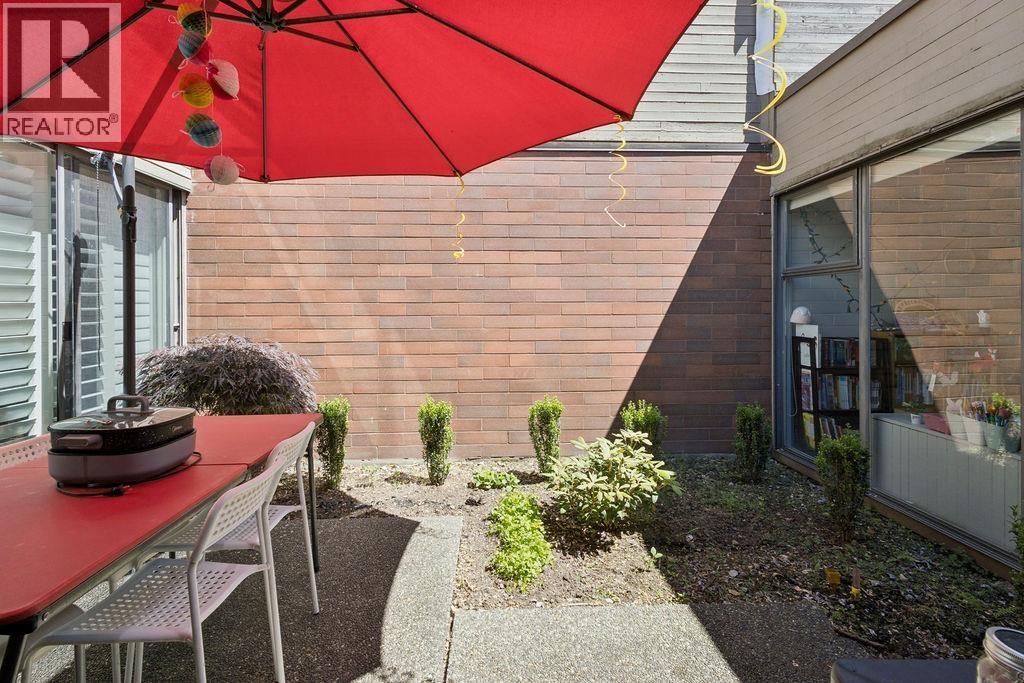 406 GREENSBORO PLACE, Vancouver