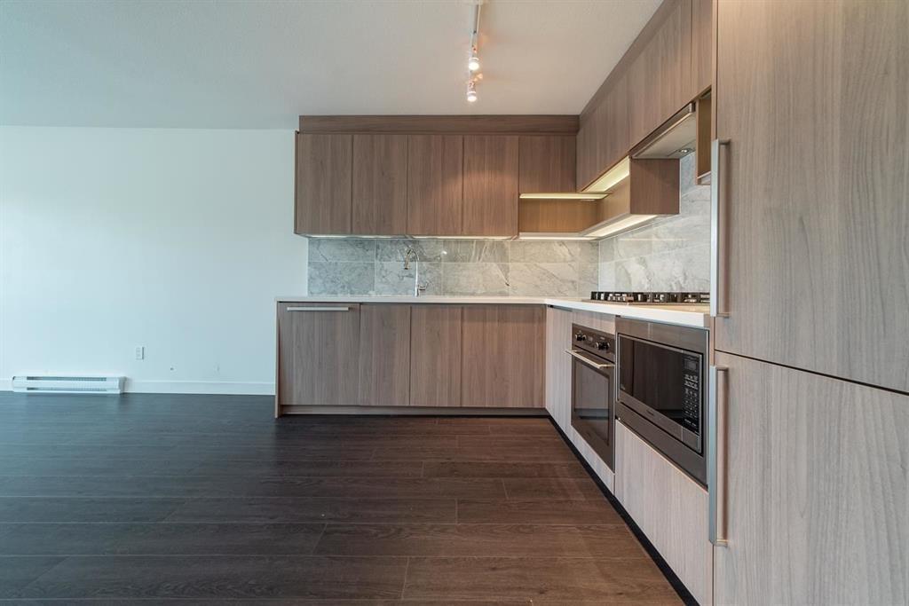3815 13750 100 AVENUE, Surrey