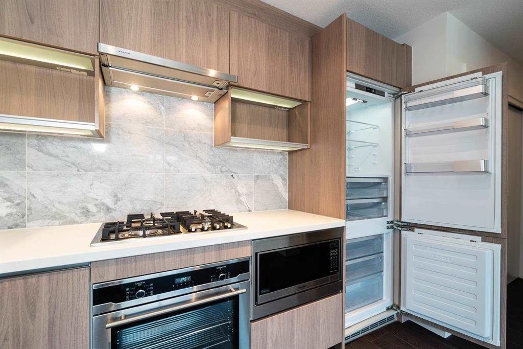 3815 13750 100 AVENUE, Surrey