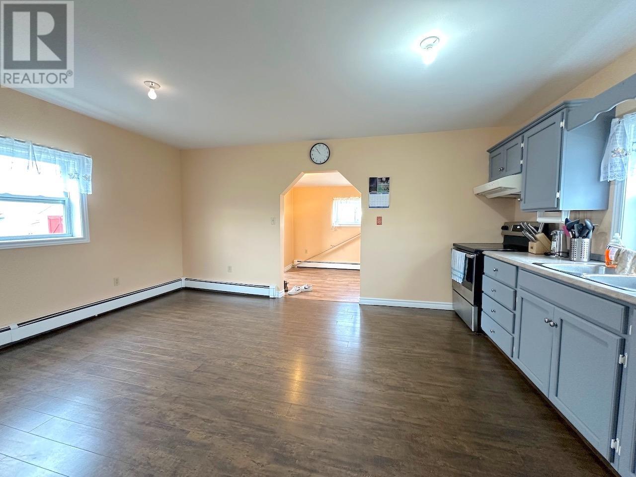 17 PAQUET Avenue - 15