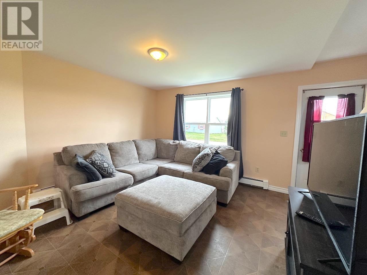 17 PAQUET Avenue - 17