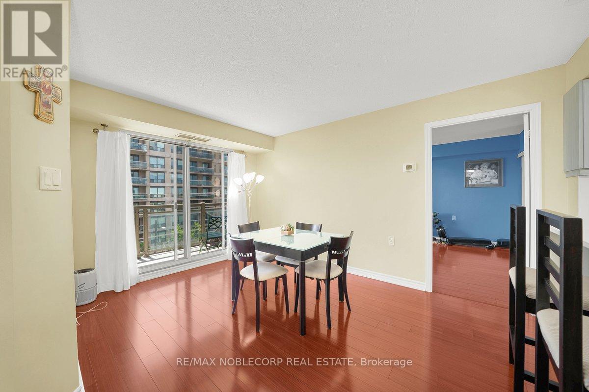 #508 920 SHEPPARD AVENUE W - 17