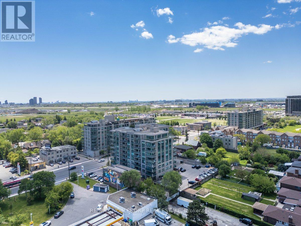 #508 920 SHEPPARD AVENUE W - 32
