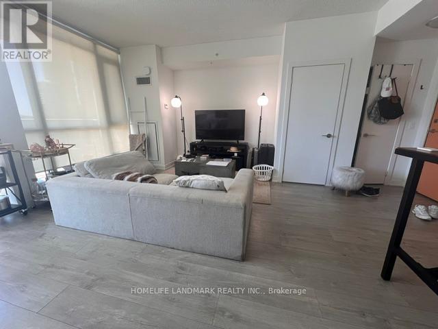 #1906 30 NELSON STREET - 3
