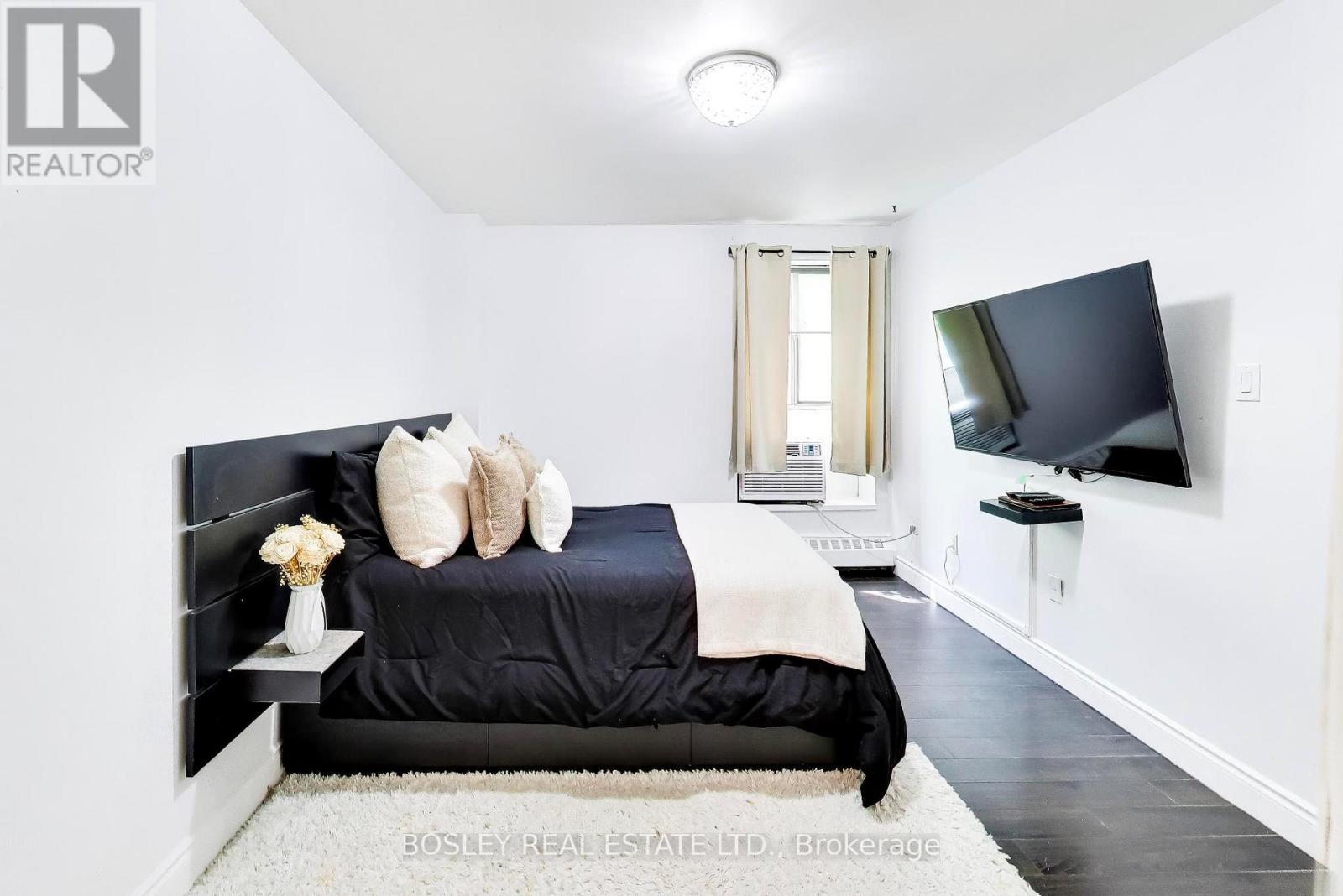 #103 1690 VICTORIA PARK AVENUE - 10