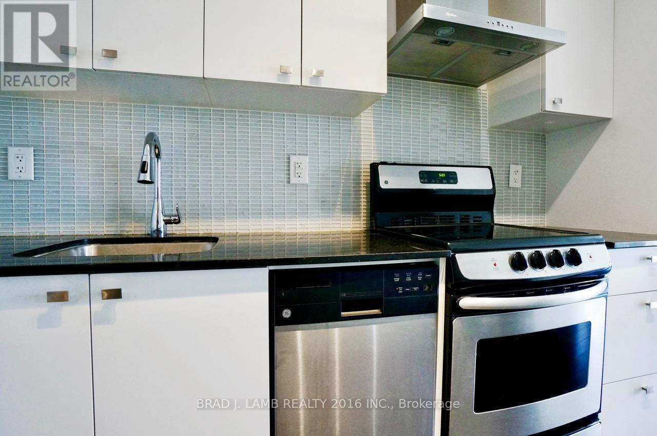 #2211 51 EAST LIBERTY STREET - 4