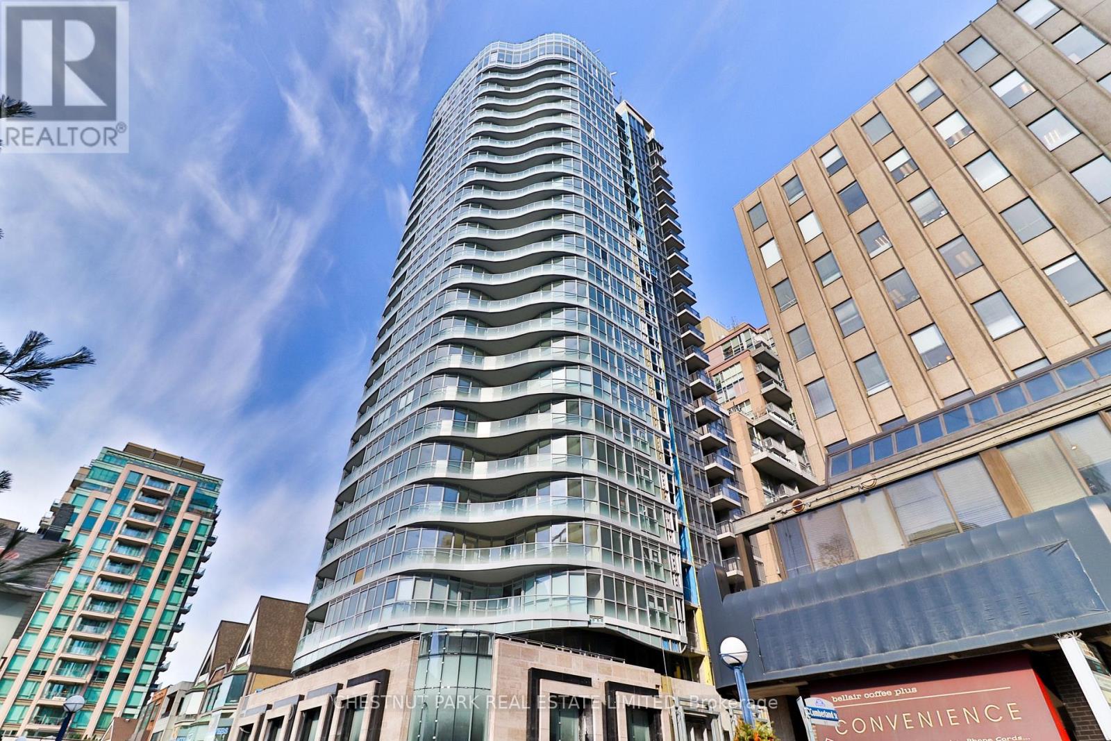 Listing photo of 1606 - 88 CUMBERLAND STREET
