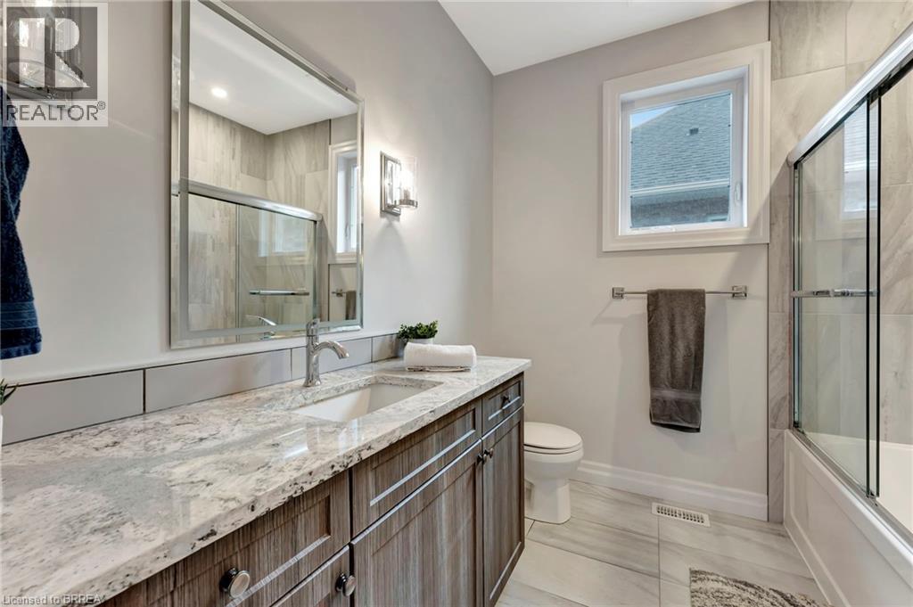 6-bedroom home for sale at 193 KING EDWARD Street, Paris ON · photo 29 of 51