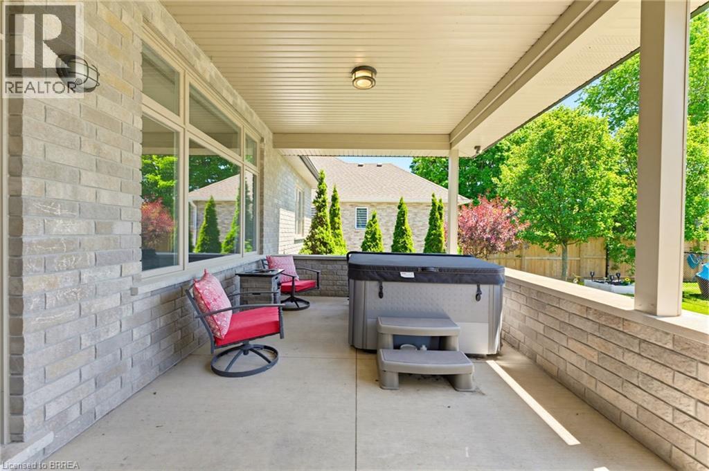 6-bedroom home for sale at 193 KING EDWARD Street, Paris ON · photo 37 of 51