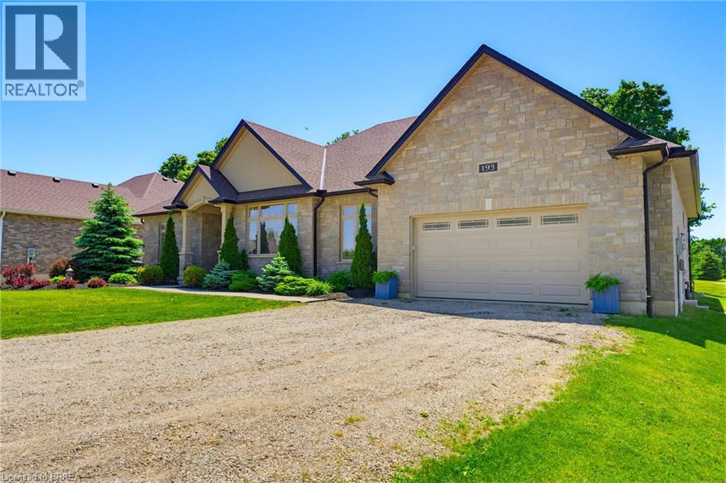 6-bedroom home for sale at 193 KING EDWARD Street, Paris ON · photo 44 of 51