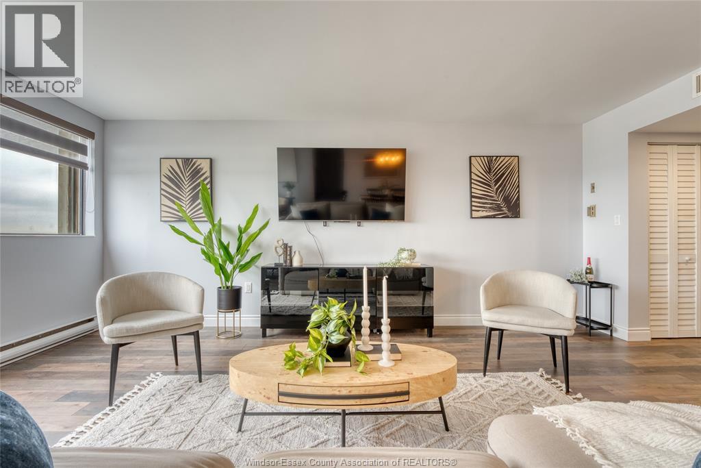 #2103 380 PELISSIER STREET - 5