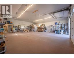 Foyer - 4898 Telqua Drive, 108 Mile Ranch, BC V0K2Z0 Photo 13