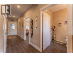 4898 Telqua Drive, 108 Mile Ranch, BC V0K2Z0 Photo 32