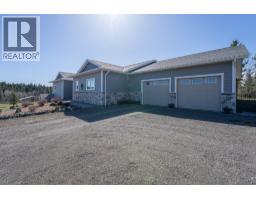 4898 Telqua Drive, 108 Mile Ranch, BC V0K2Z0 Photo 23