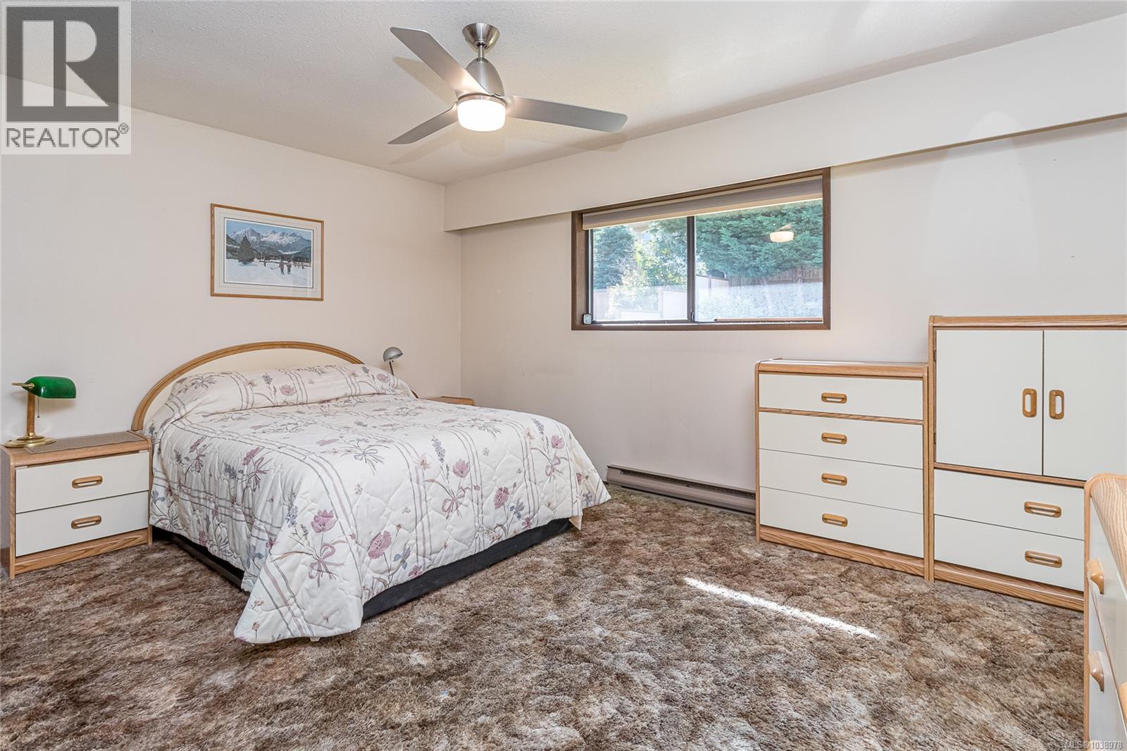 1398 Haida Rd - 23