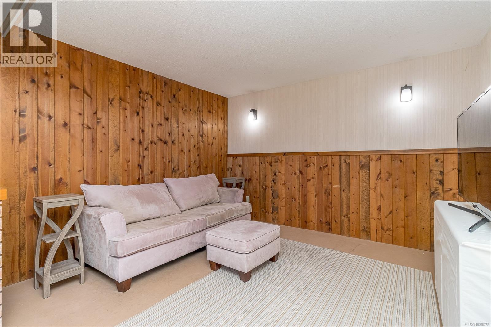 1398 Haida Rd, Duncan