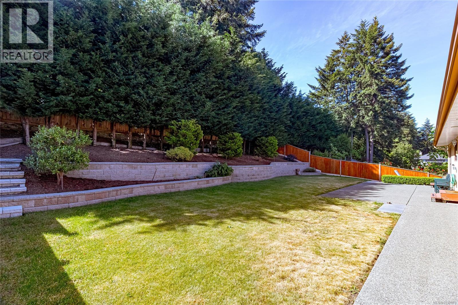 1398 Haida Rd - 41