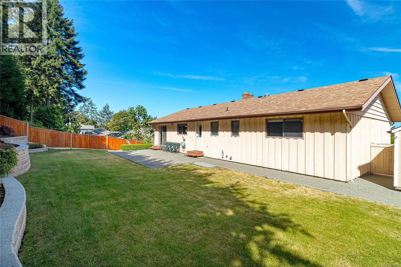 1398 Haida Rd - 43