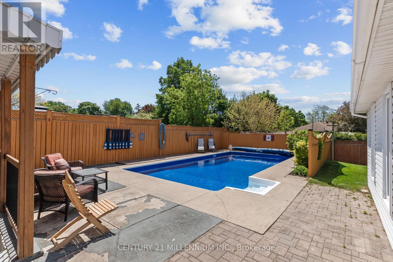 796 GRANDVIEW DRIVE - 42