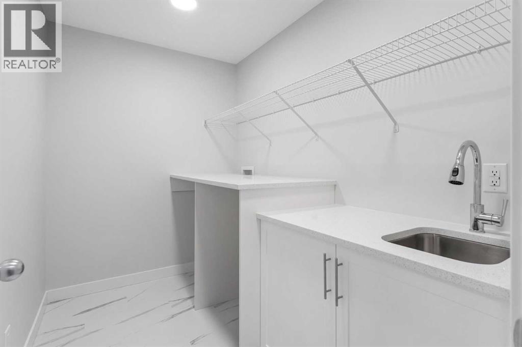 107 Versant View SW
