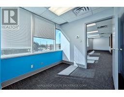 240 - 7050 Weston Road, Vaughan, ON L4L8G7 Photo 16
