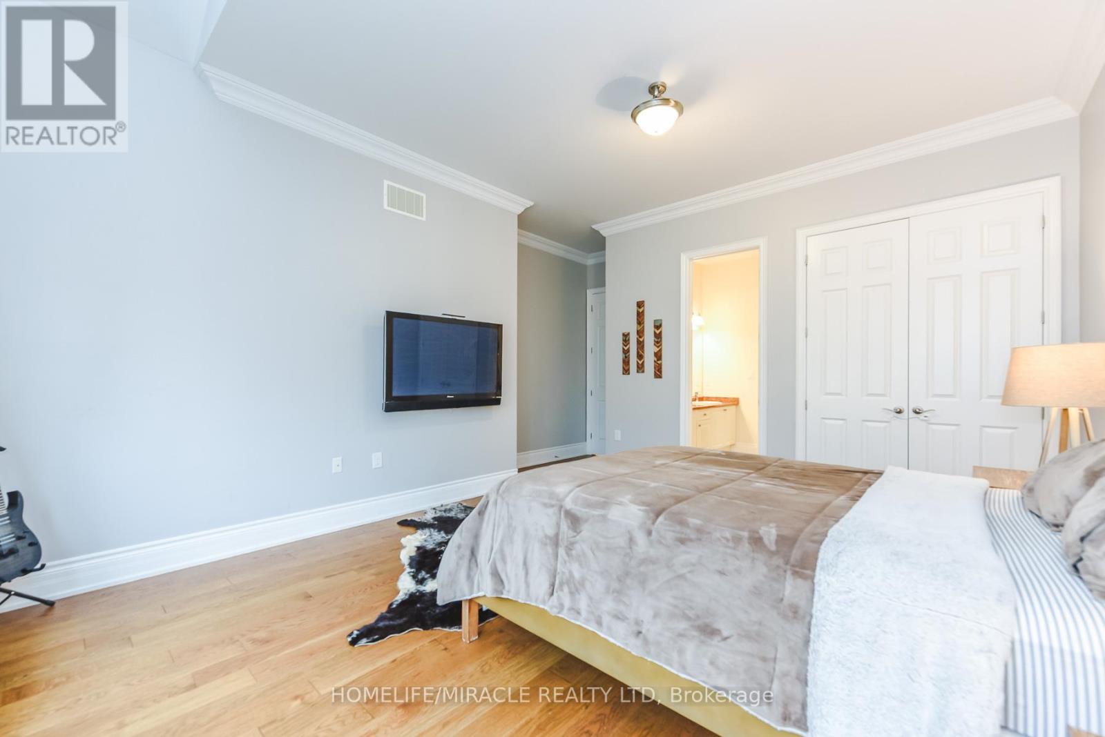 37 VENKATA DRIVE - 22