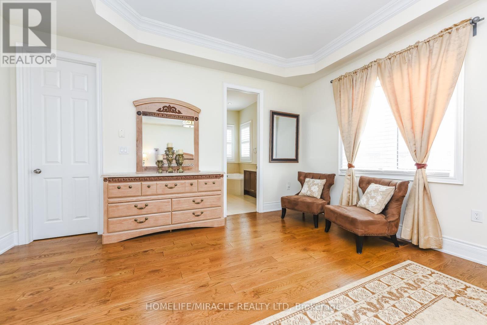 37 VENKATA DRIVE - 32