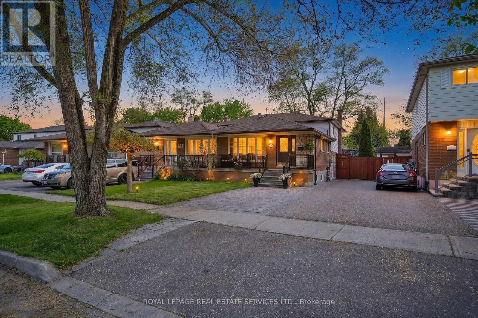 2362 GARETH ROAD - 1