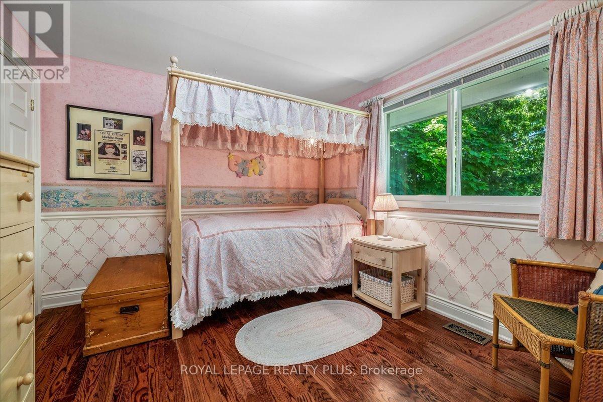921 CALDER ROAD - 22