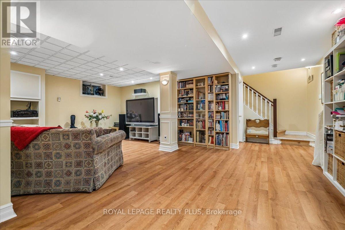 921 CALDER ROAD - 26