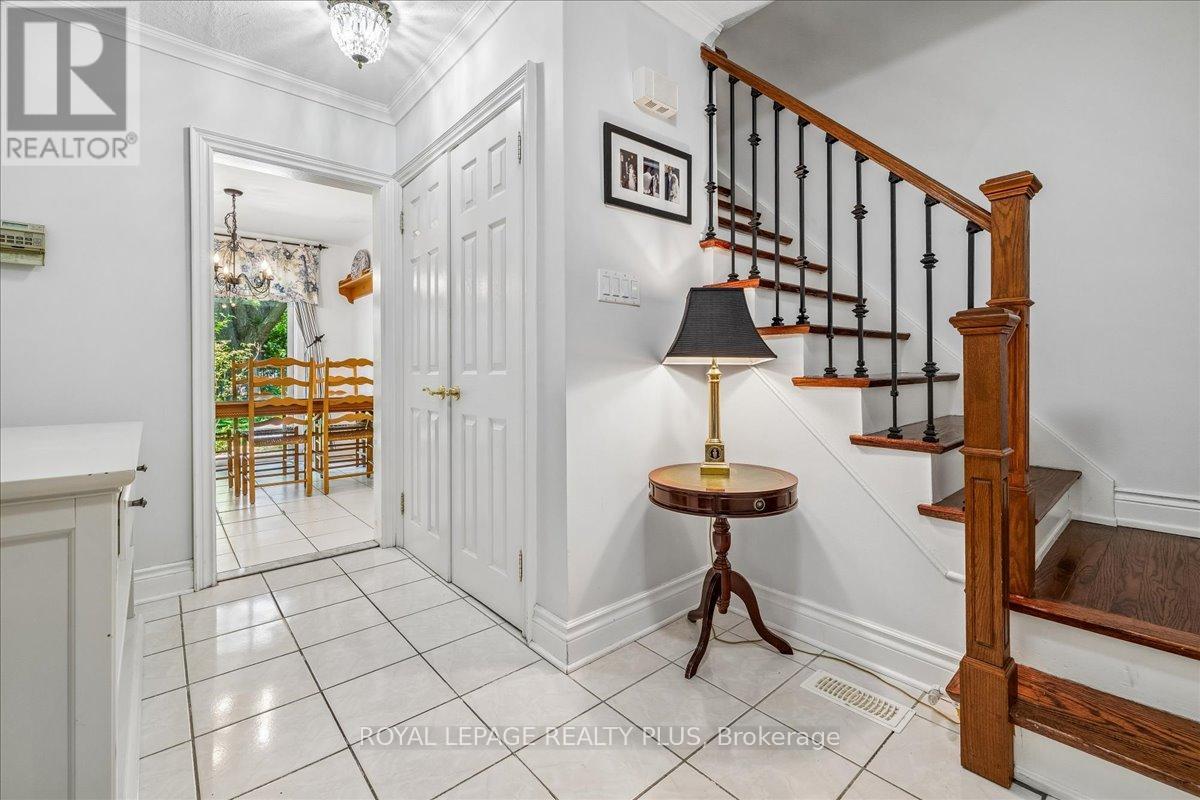921 CALDER ROAD - 5