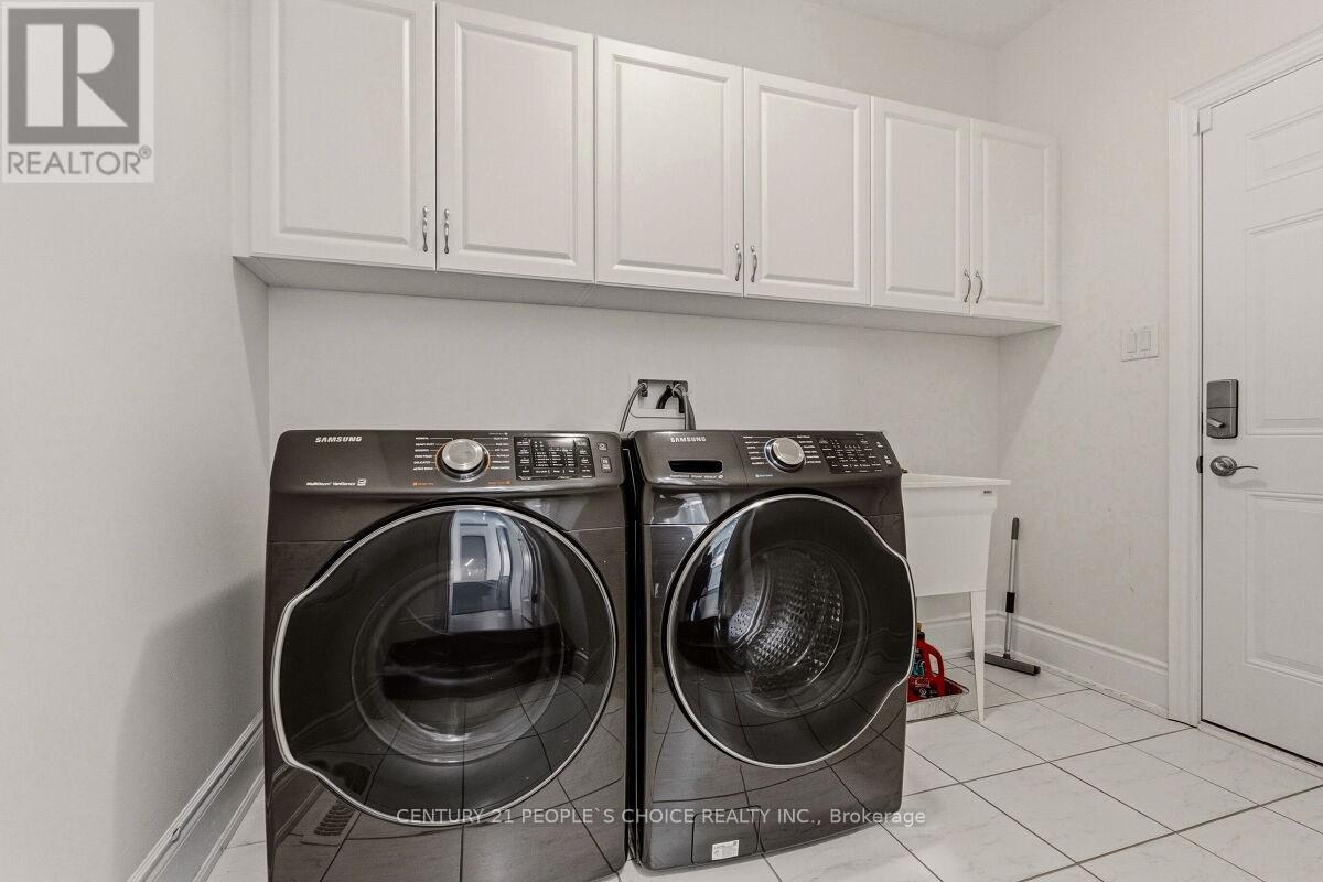3294 CHARLES FAY PASSAGE E - 22