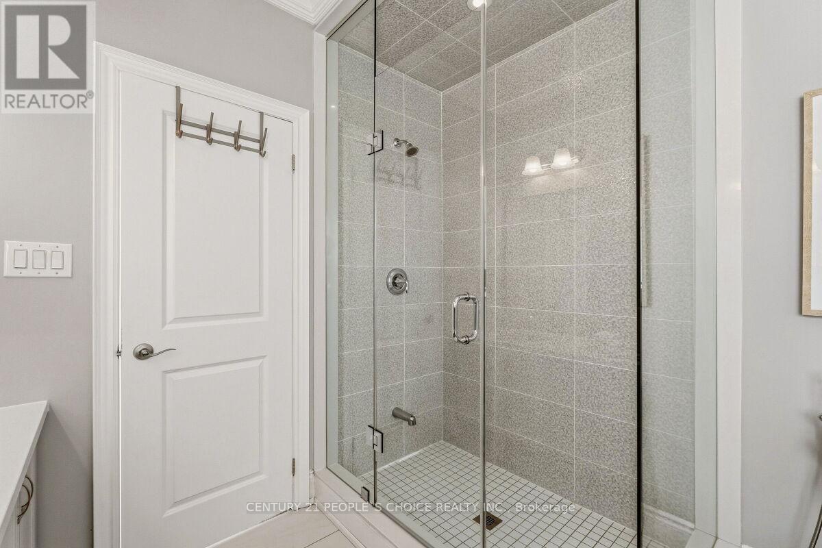 3294 CHARLES FAY PASSAGE E - 33