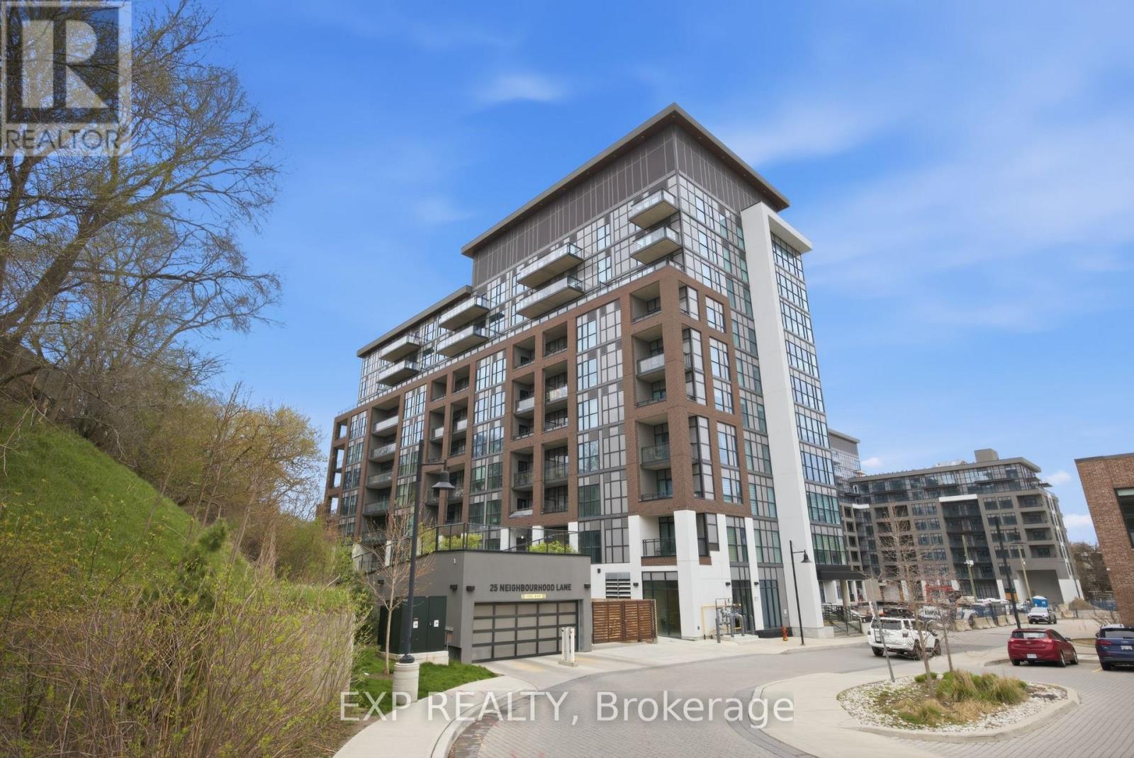 #404 25 NEIGHBOURHOOD LANE - 47