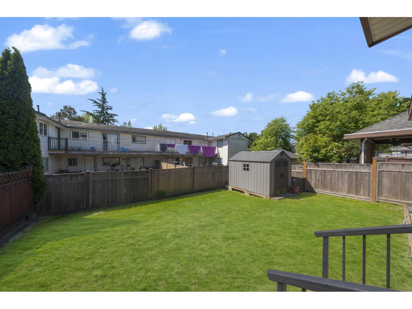 5 Bed, 5 Bath House for Sale in Surrey – 17460 64A AVENUE, Surrey - Image 4