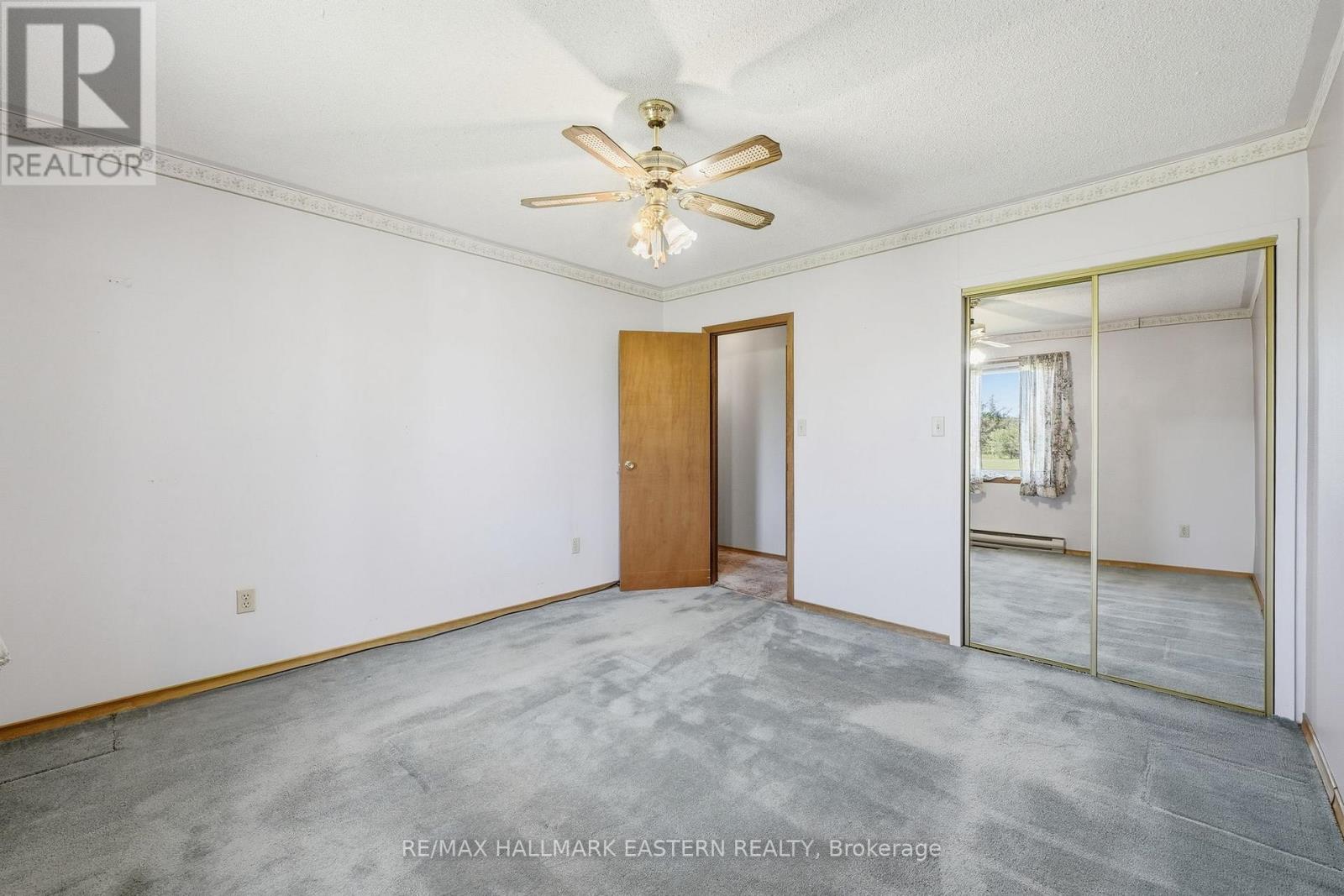 387 HINCHEY ROAD - 18