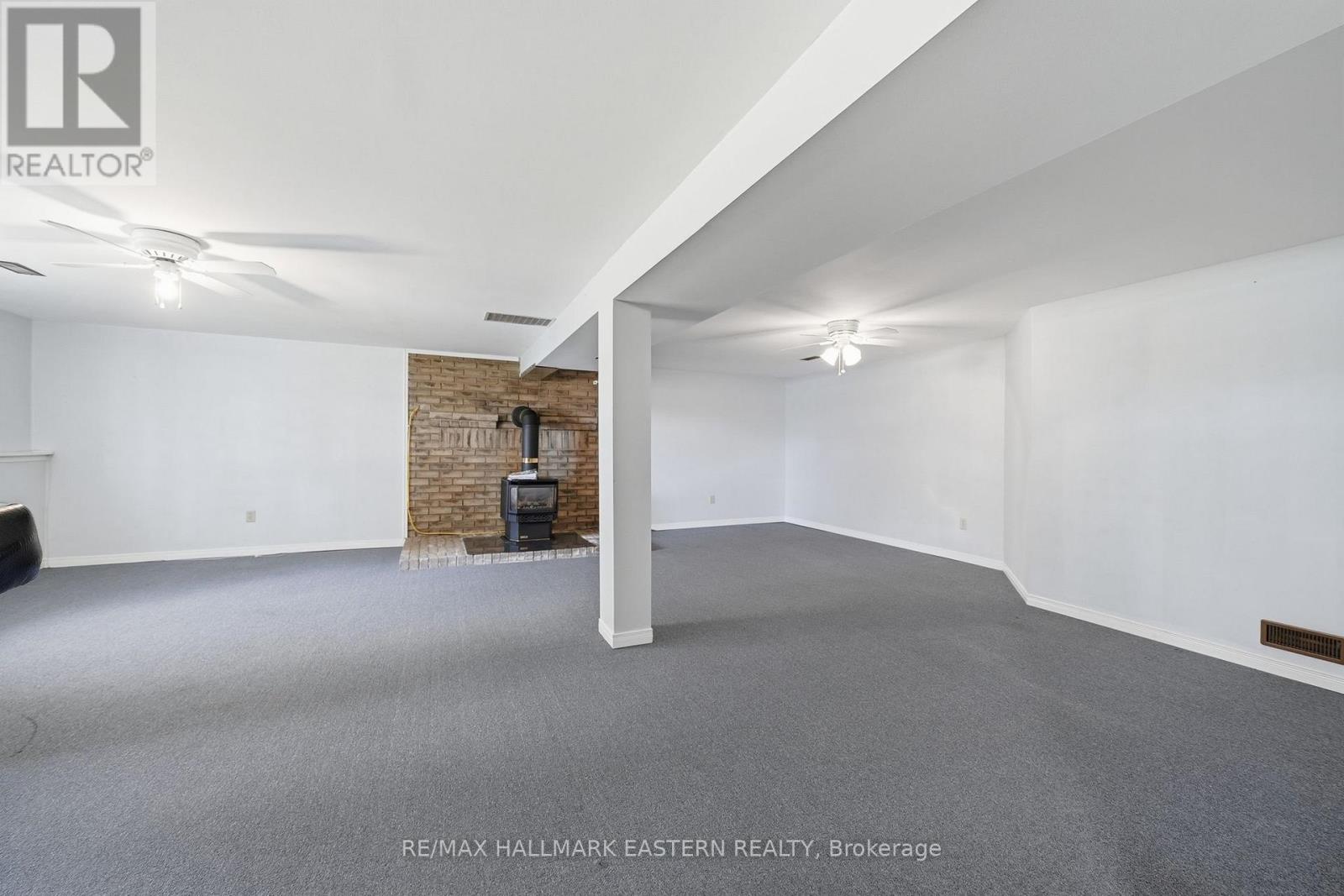 387 HINCHEY ROAD - 25